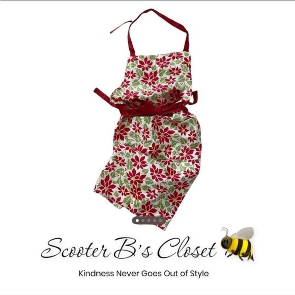 NEW Christmas Holiday Poinsetta Apron 🐝